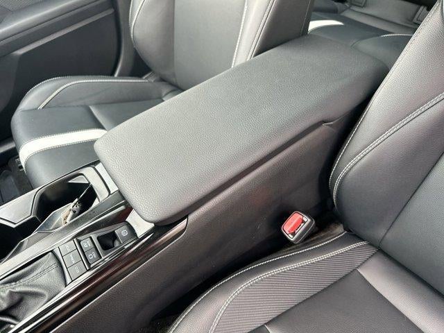 2025 Toyota Camry SE (SE)