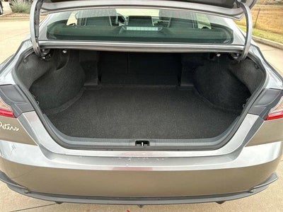 2025 Toyota Camry SE (SE)