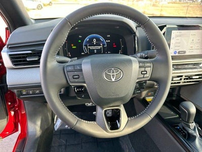 2025 Toyota Camry SE (SE)