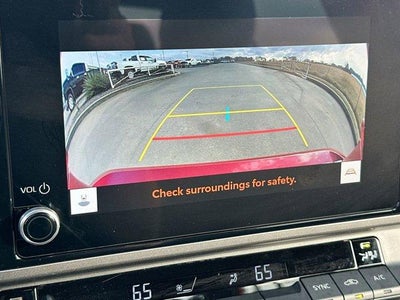 2025 Toyota Camry SE (SE)