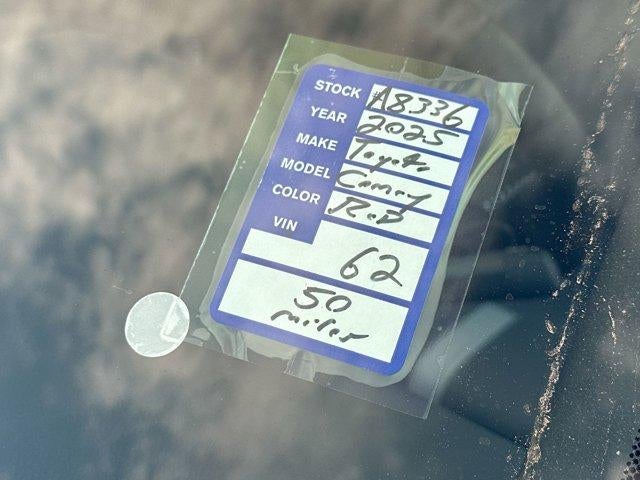 2025 Toyota Camry SE (SE)