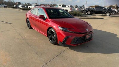 2025 Toyota Camry SE (SE)