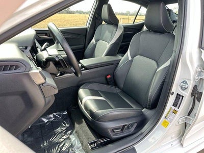 2025 Toyota Camry SE (SE)