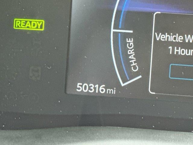 2025 Toyota Camry SE (SE)