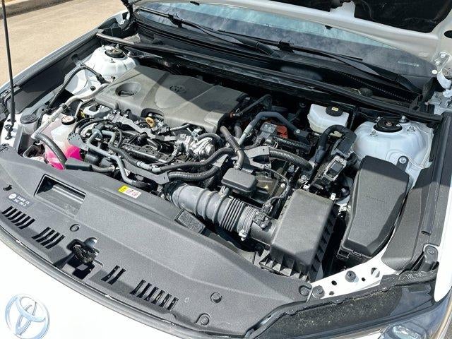 2025 Toyota Camry LE (SE)