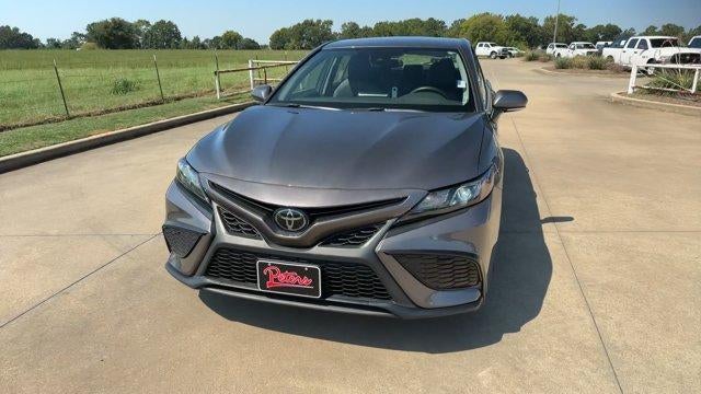 2024 Toyota Camry SE Auto (SE)