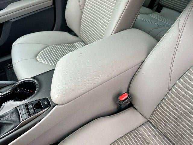 2023 Toyota Camry Hybrid SE CVT (Natl)