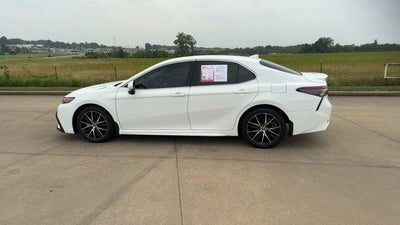 2023 Toyota Camry Hybrid SE CVT (Natl)