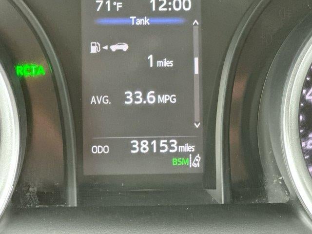 2023 Toyota Camry LE Auto (SE)