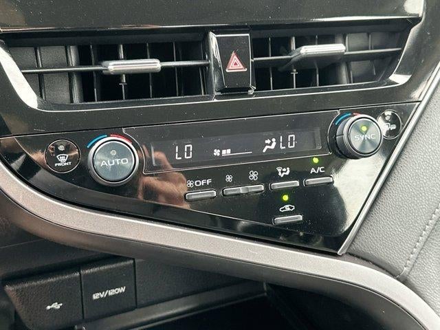 2023 Toyota Camry LE Auto (SE)