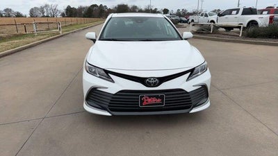 2023 Toyota Camry LE Auto (SE)