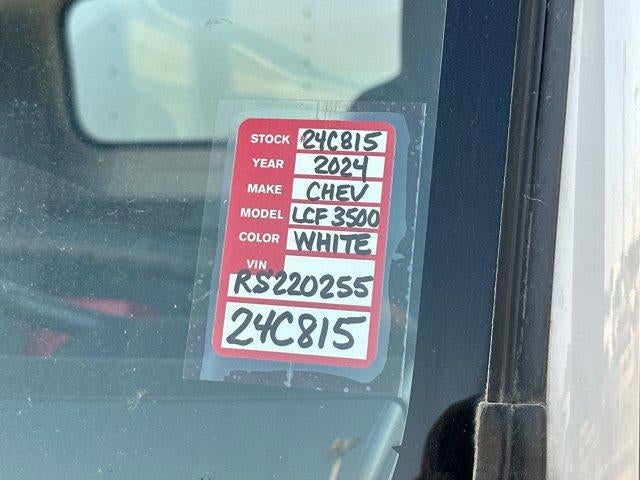 2024 Chevrolet Low Cab Forward 3500 NA