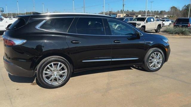 2022 Buick Enclave Premium FWD