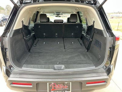 2025 Nissan Pathfinder SV 4WD