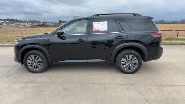 2025 Nissan Pathfinder SV 4WD