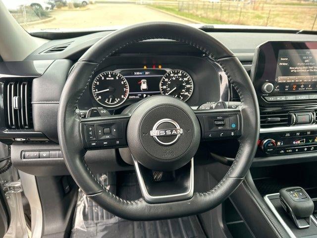 2024 Nissan Pathfinder SV 4WD