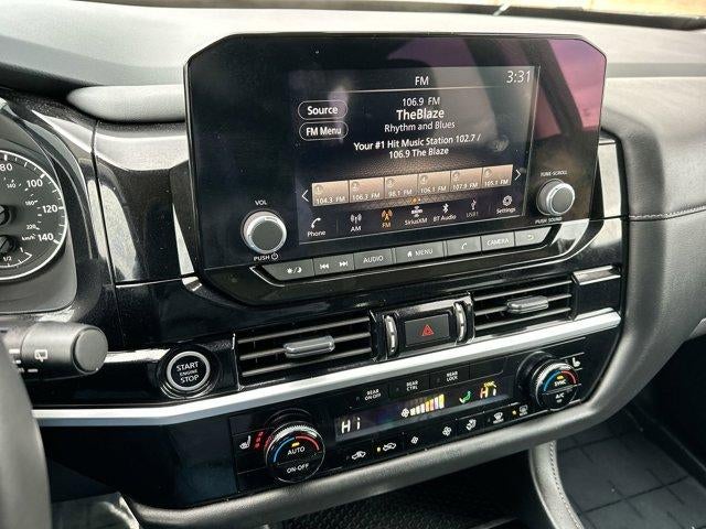 2024 Nissan Pathfinder SV 4WD