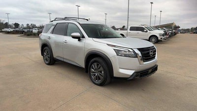 2024 Nissan Pathfinder SV 4WD