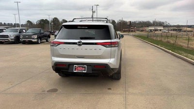 2024 Nissan Pathfinder SV 4WD