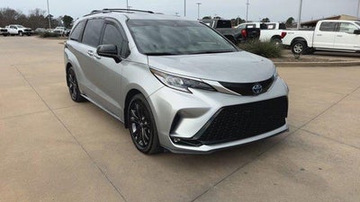 2024 Toyota Sienna XSE FWD 7-Passenger (Natl)