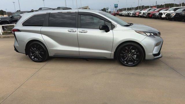 2024 Toyota Sienna XSE FWD 7-Passenger (Natl)