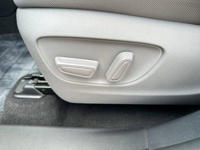 2023 Toyota Highlander L FWD (Natl)