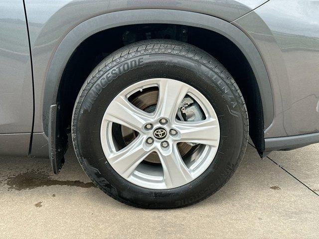 2023 Toyota Highlander L FWD (Natl)