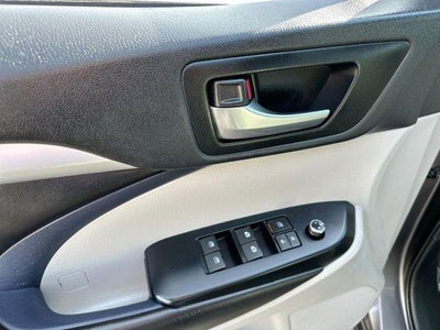 2019 Toyota Highlander XLE V6 FWD (Natl)