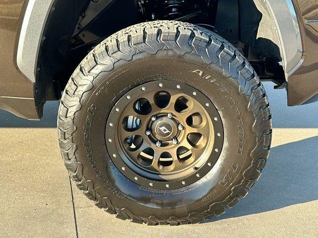 2022 Toyota Tundra 4WD 4WD Limited CrewMax 5.5' Bed (Natl)