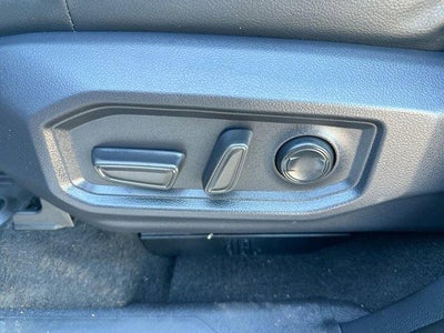 2022 Toyota Tundra 4WD 4WD Limited CrewMax 5.5' Bed (Natl)