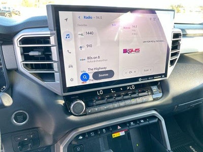 2022 Toyota Tundra 4WD 4WD Limited CrewMax 5.5' Bed (Natl)