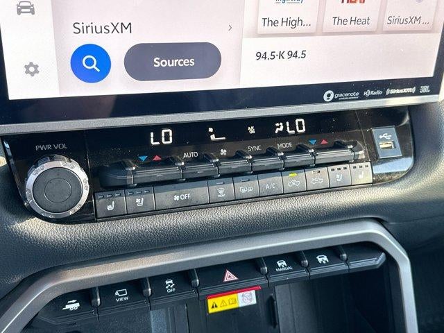 2022 Toyota Tundra 4WD 4WD Limited CrewMax 5.5' Bed (Natl)