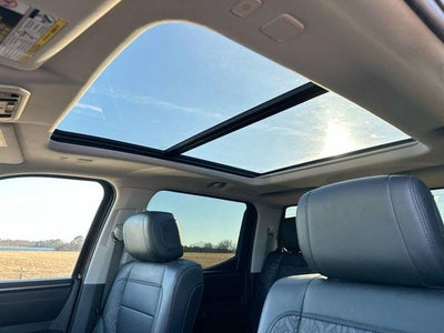 2022 Toyota Tundra 4WD 4WD Limited CrewMax 5.5' Bed (Natl)