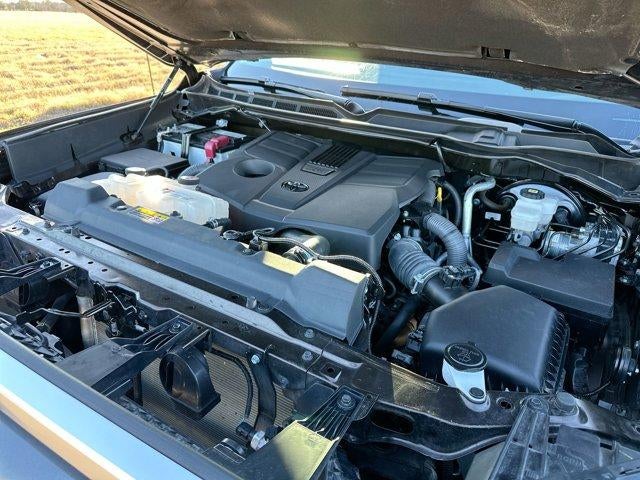 2022 Toyota Tundra 4WD 4WD Limited CrewMax 5.5' Bed (Natl)