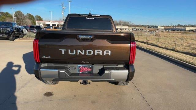 2022 Toyota Tundra 4WD 4WD Limited CrewMax 5.5' Bed (Natl)