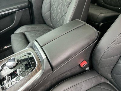 2025 BMW X7 Sports Activity Vehicle