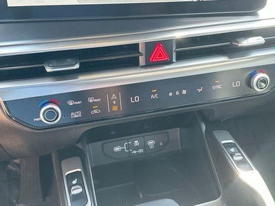 2025 Kia Sorento EX FWD