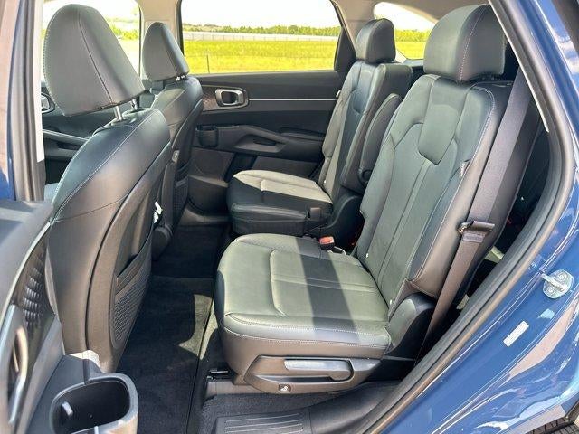 2025 Kia Sorento EX FWD
