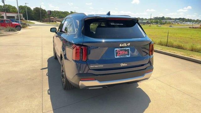 2025 Kia Sorento EX FWD