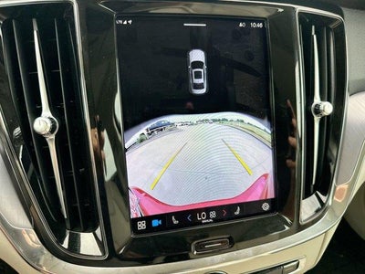 2024 Volvo S60 B5 AWD Core Dark Theme