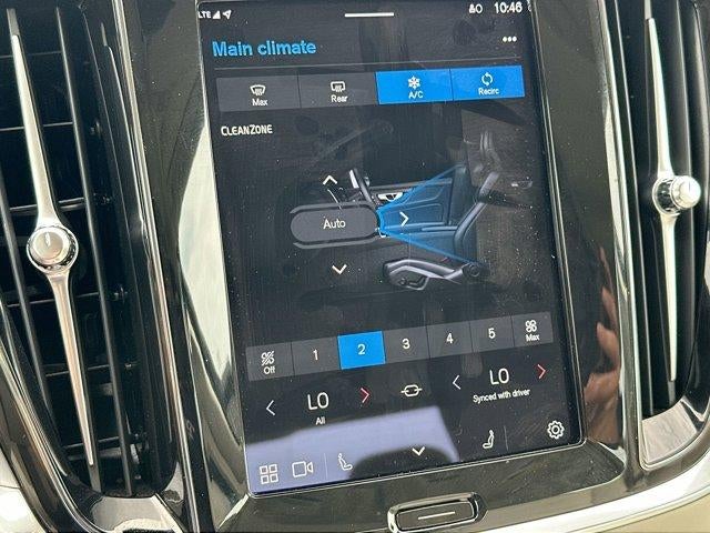 2024 Volvo S60 B5 AWD Core Dark Theme