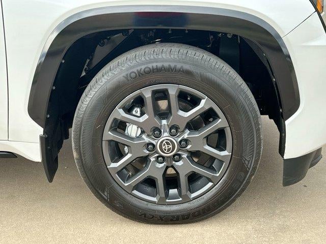 2024 Toyota Sequoia Platinum 4WD (Natl)