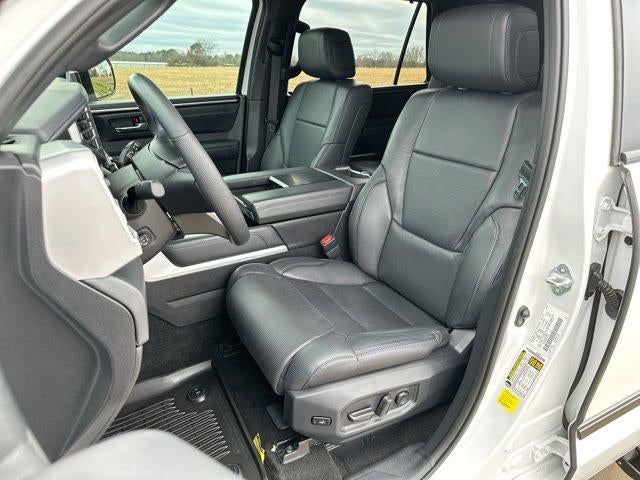 2024 Toyota Sequoia Platinum 4WD (Natl)