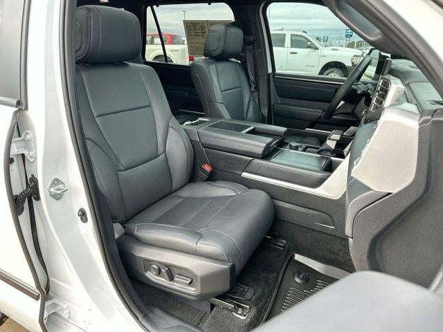 2024 Toyota Sequoia Platinum 4WD (Natl)