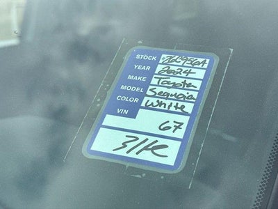 2024 Toyota Sequoia Platinum 4WD (Natl)