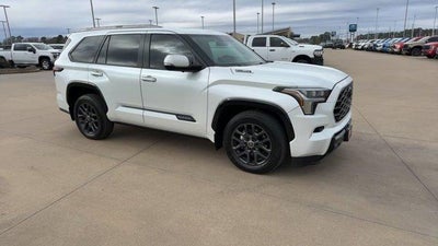 2024 Toyota Sequoia Platinum 4WD (Natl)