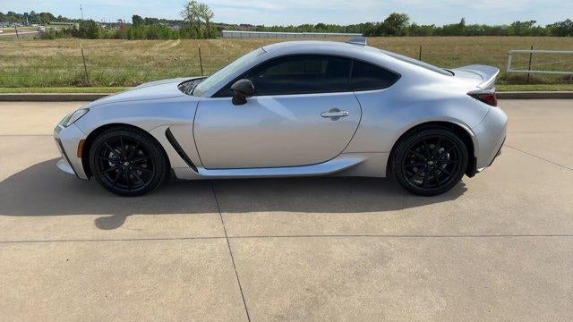 2024 TOYO 86 Premium Auto (Natl)