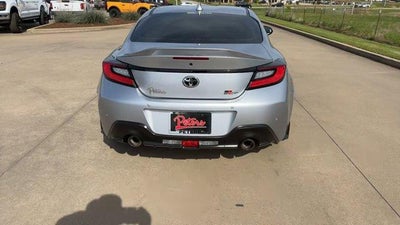 2024 TOYO 86 Premium Auto (Natl)