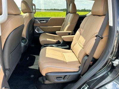 2025 INFINITI QX80 SENSORY AWD