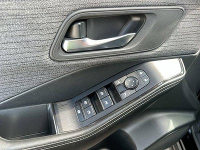 2023 Nissan Rogue FWD SV